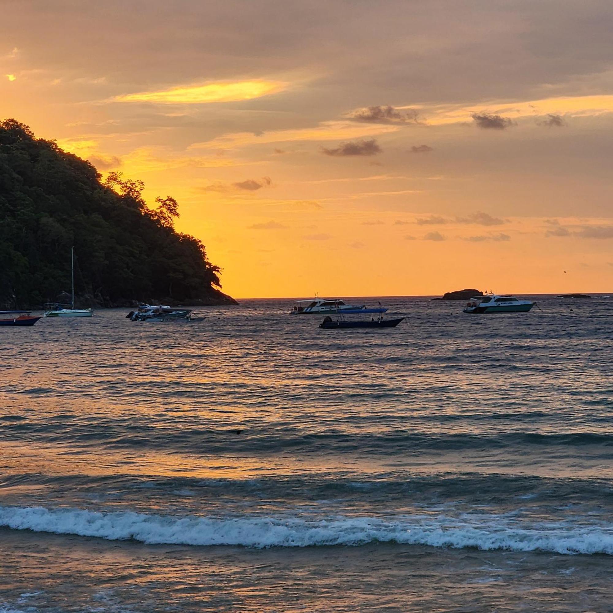 Permai Chalet Tioman Kampong Juara Bagian luar foto