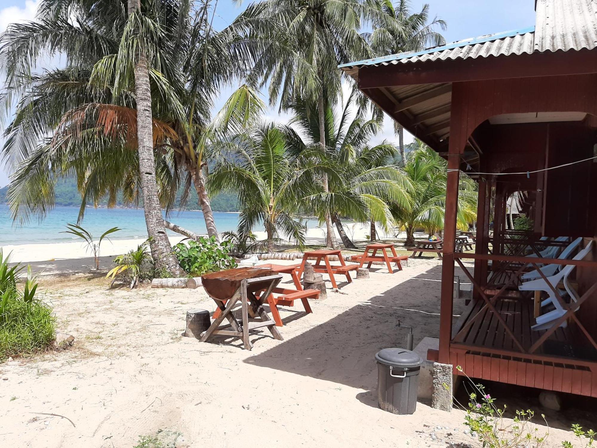 Permai Chalet Tioman Kampong Juara Bagian luar foto