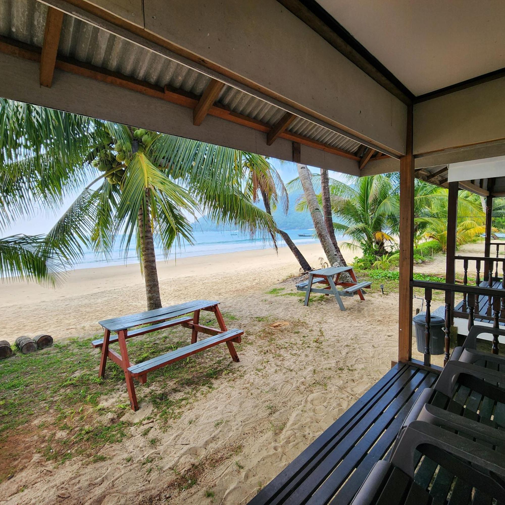 Permai Chalet Tioman Kampong Juara Bagian luar foto